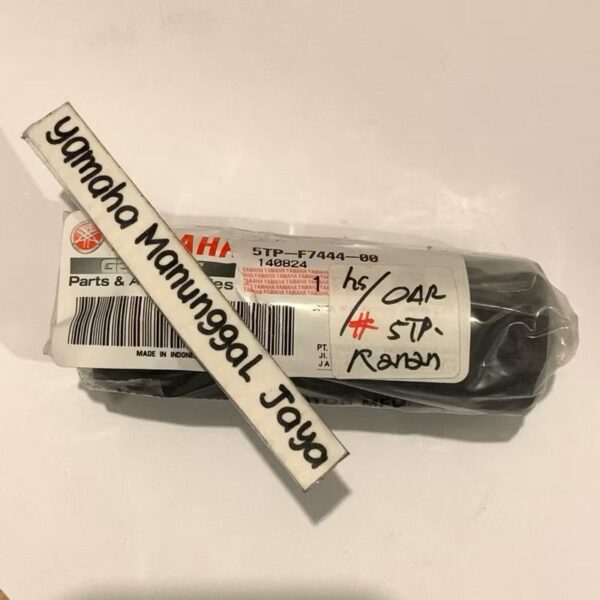 KARET FOOTREST FOOTSTEP 5TP MIO ( KANAN )